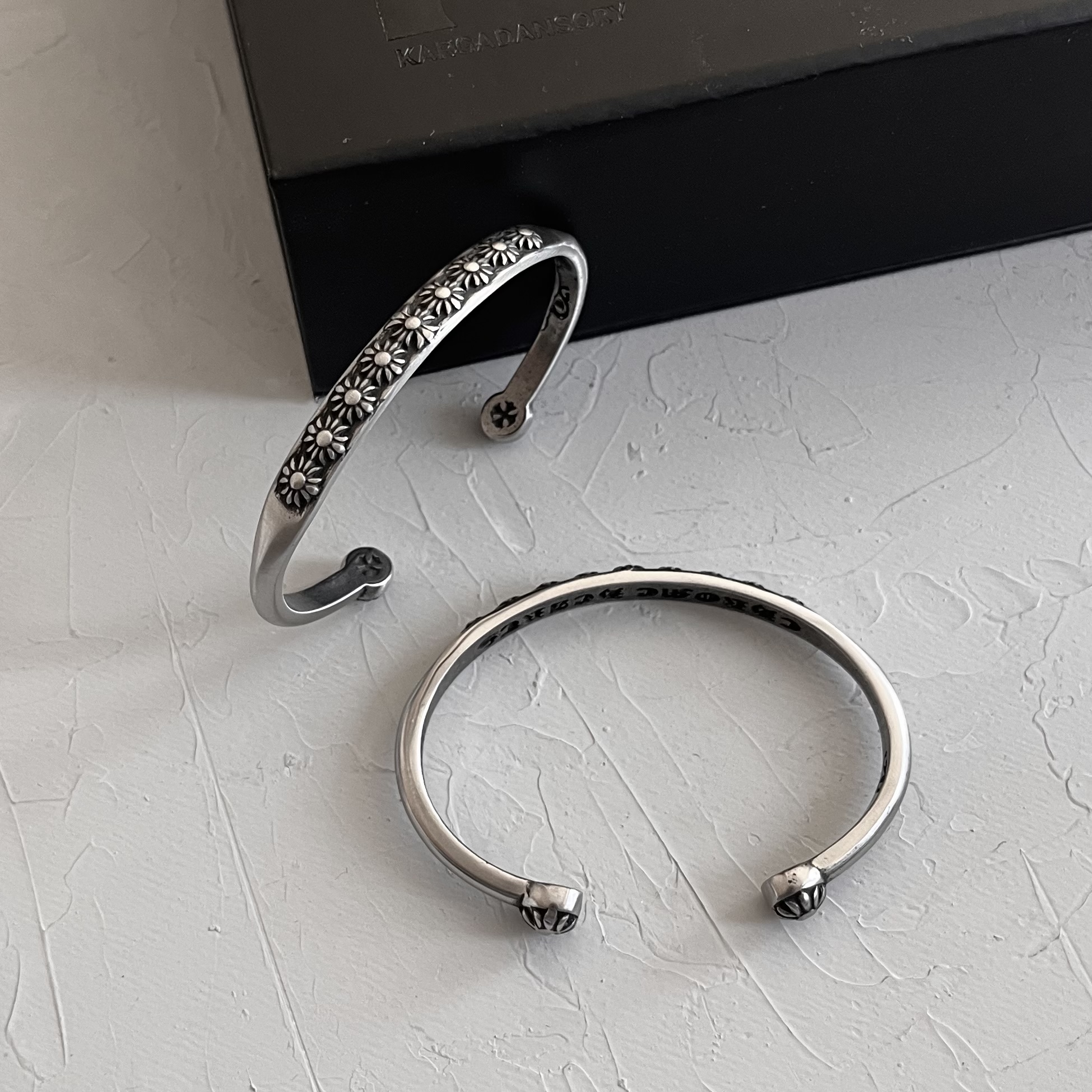 بنگل ویکتوری کروم هارتز (Chrome Hearts)