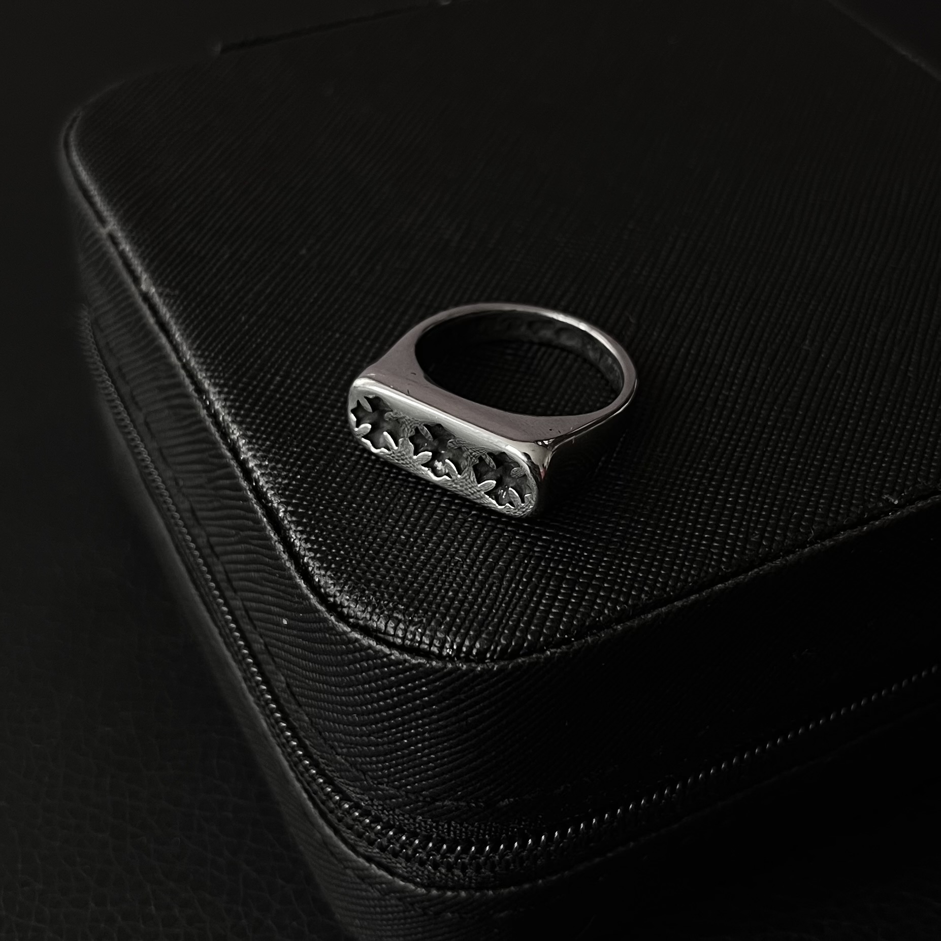 انگشتر ویتالی کروم هارتز (Chrome Hearts)