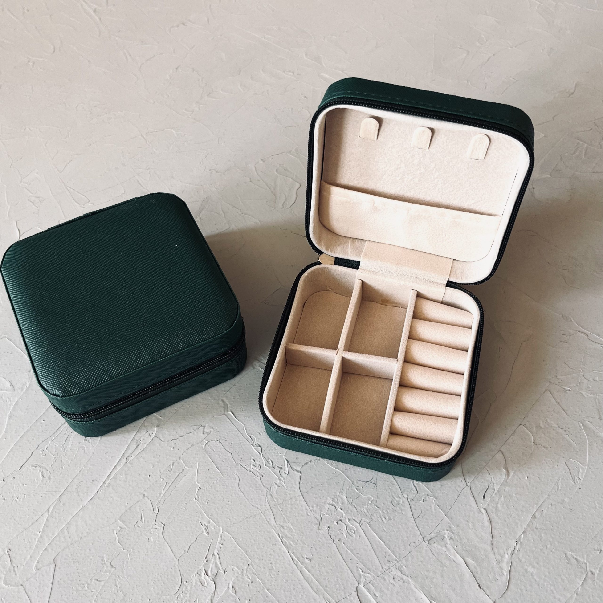 کیف اکسسوری سبز